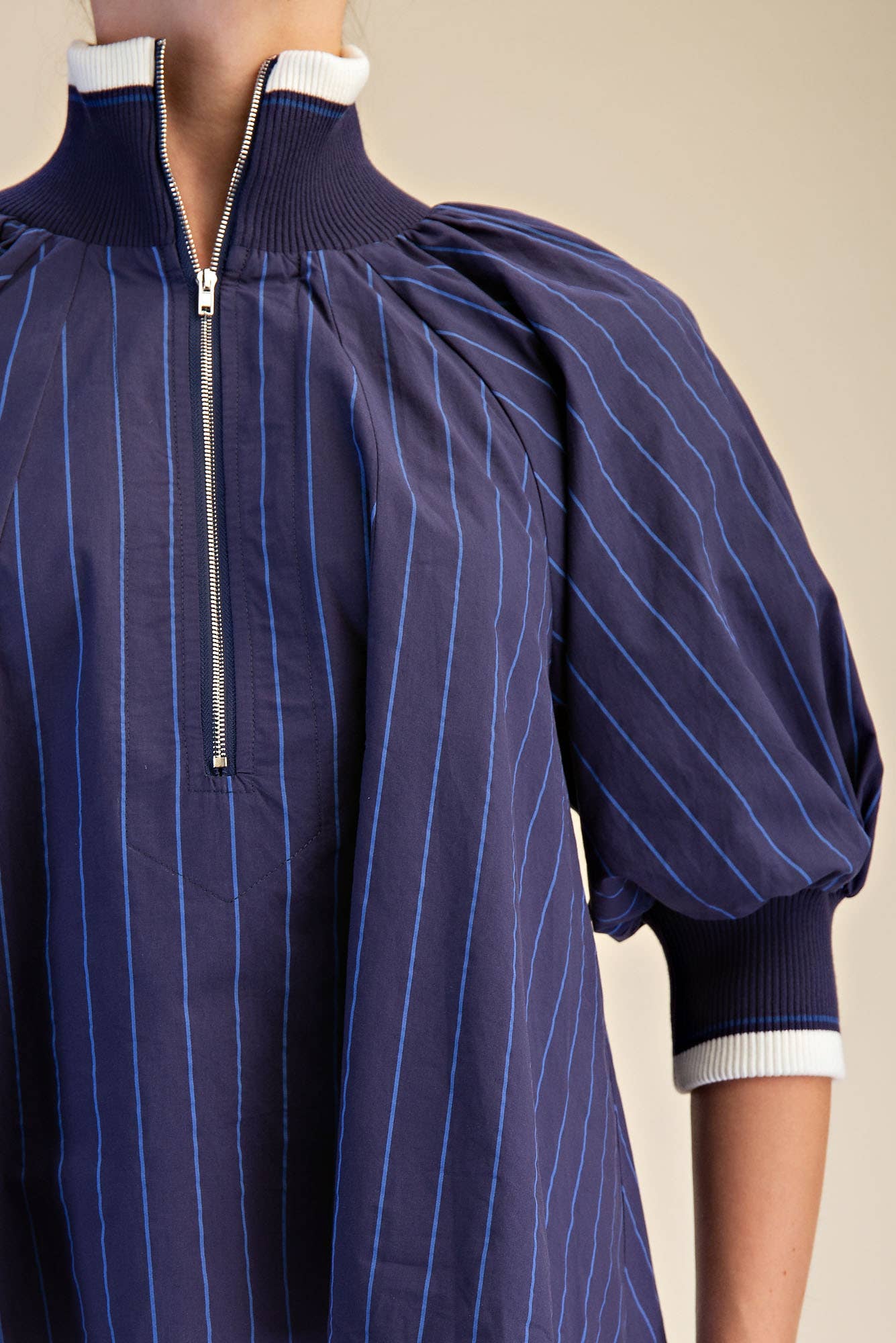 Mock Neck Band Puff Sleeve Blouse