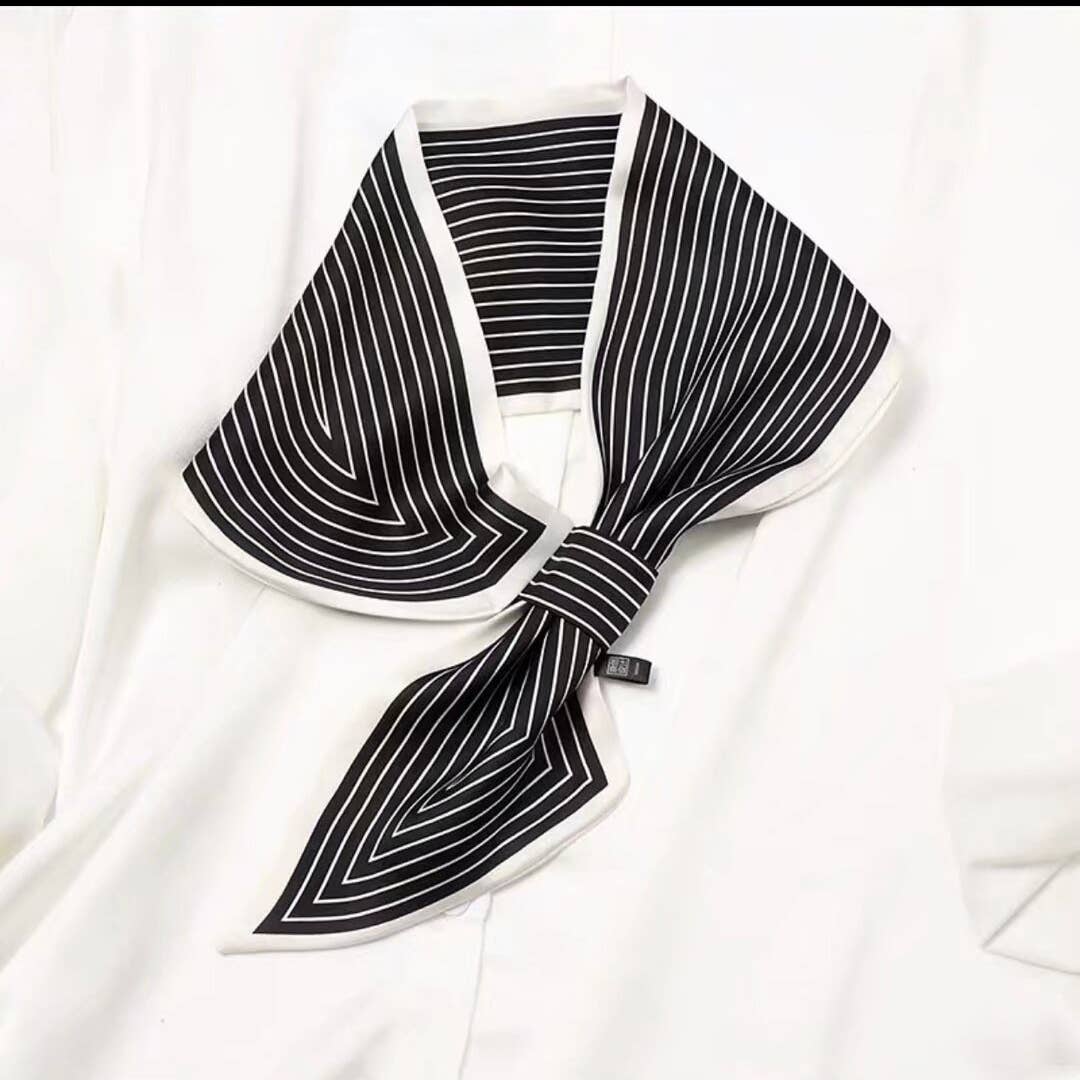 Black / White Stripes Loop Scarf