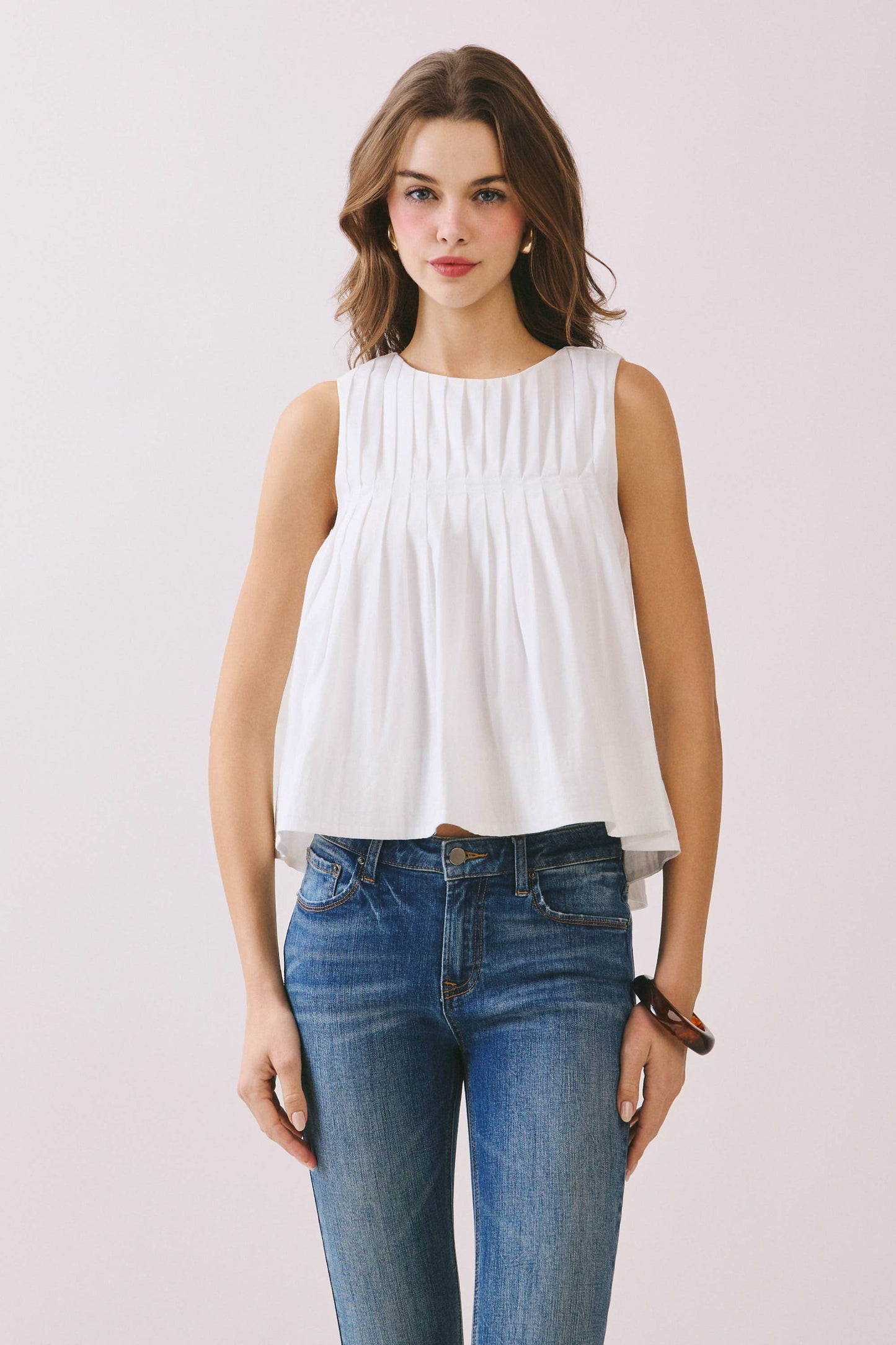CT9082-Pleated Detail High Low Sleeveless Top