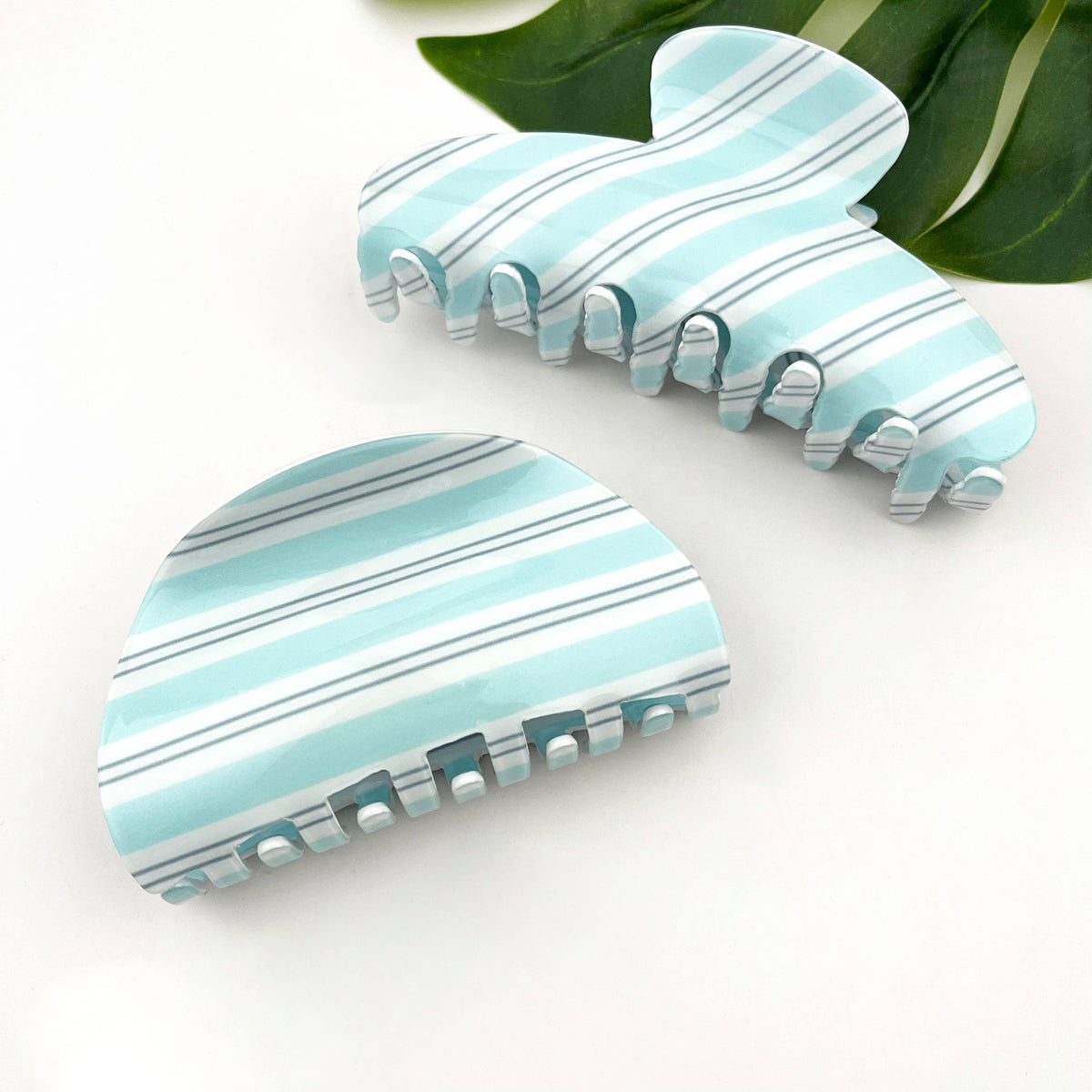 Classic Striped Hair Claw Clip