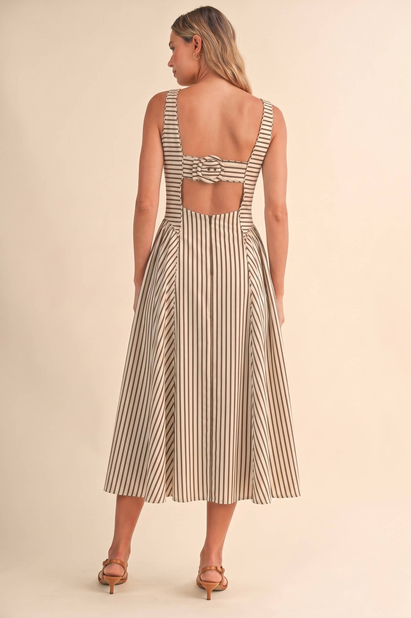 STRIPED JUMBO BACK BUCKLE PIPING DETAIL MIDI DRESS