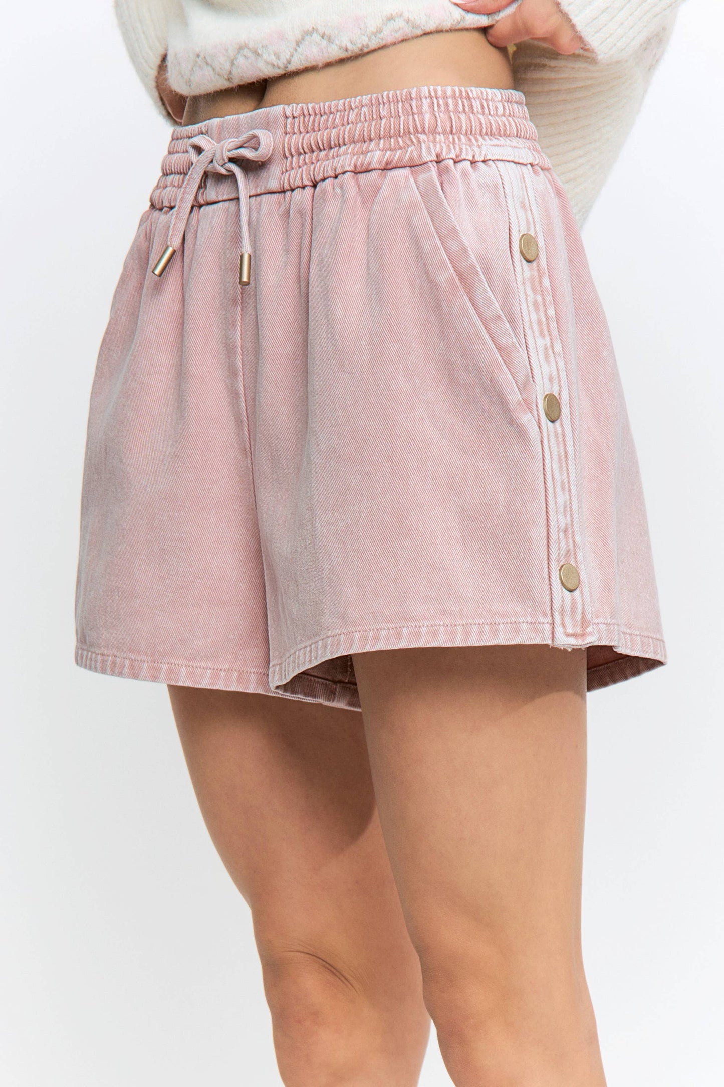 CB10424D Wash Denim Drawstring Shorts Side Buttons