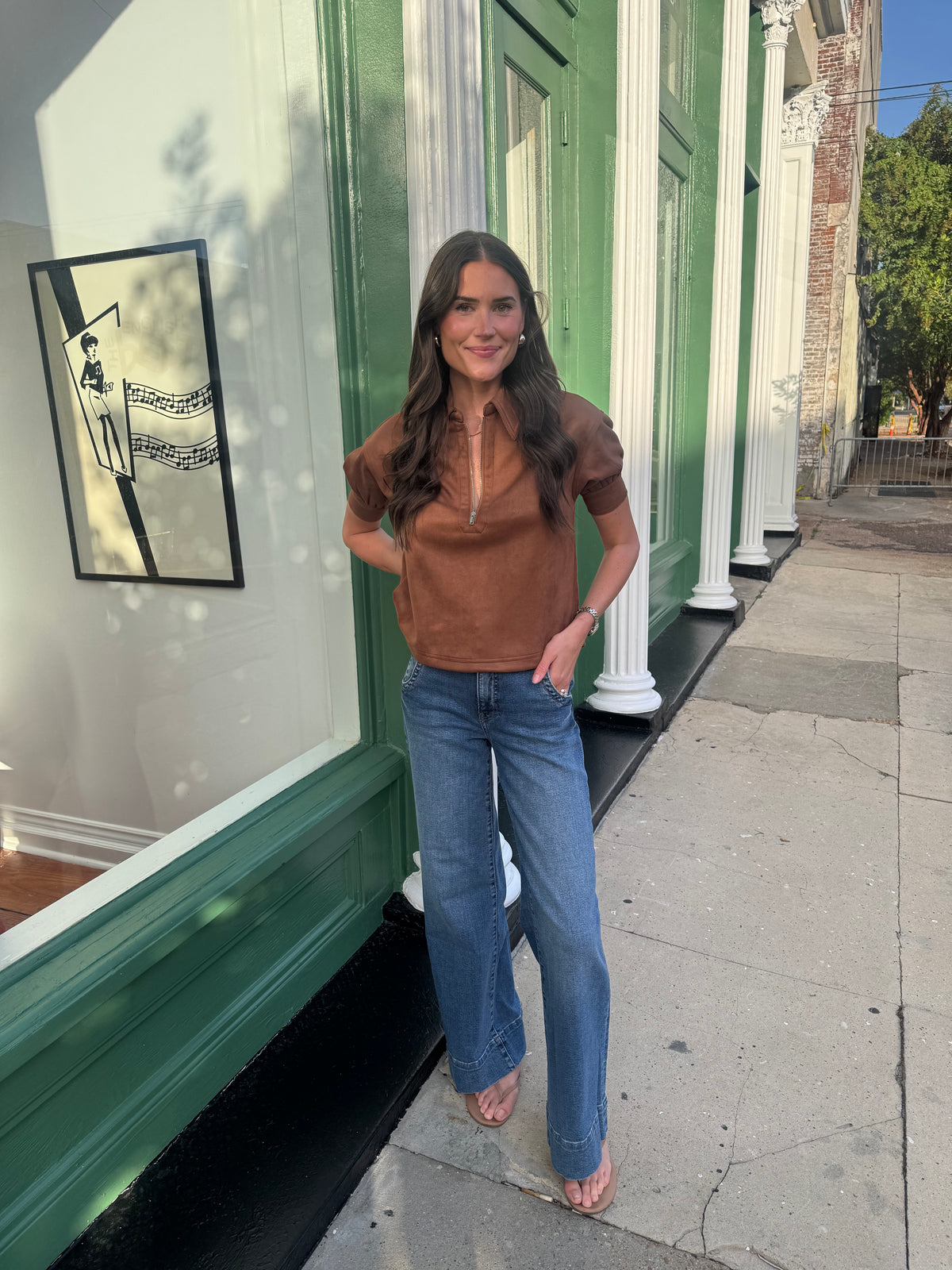 Elvie Brown Short Puff Sleeve