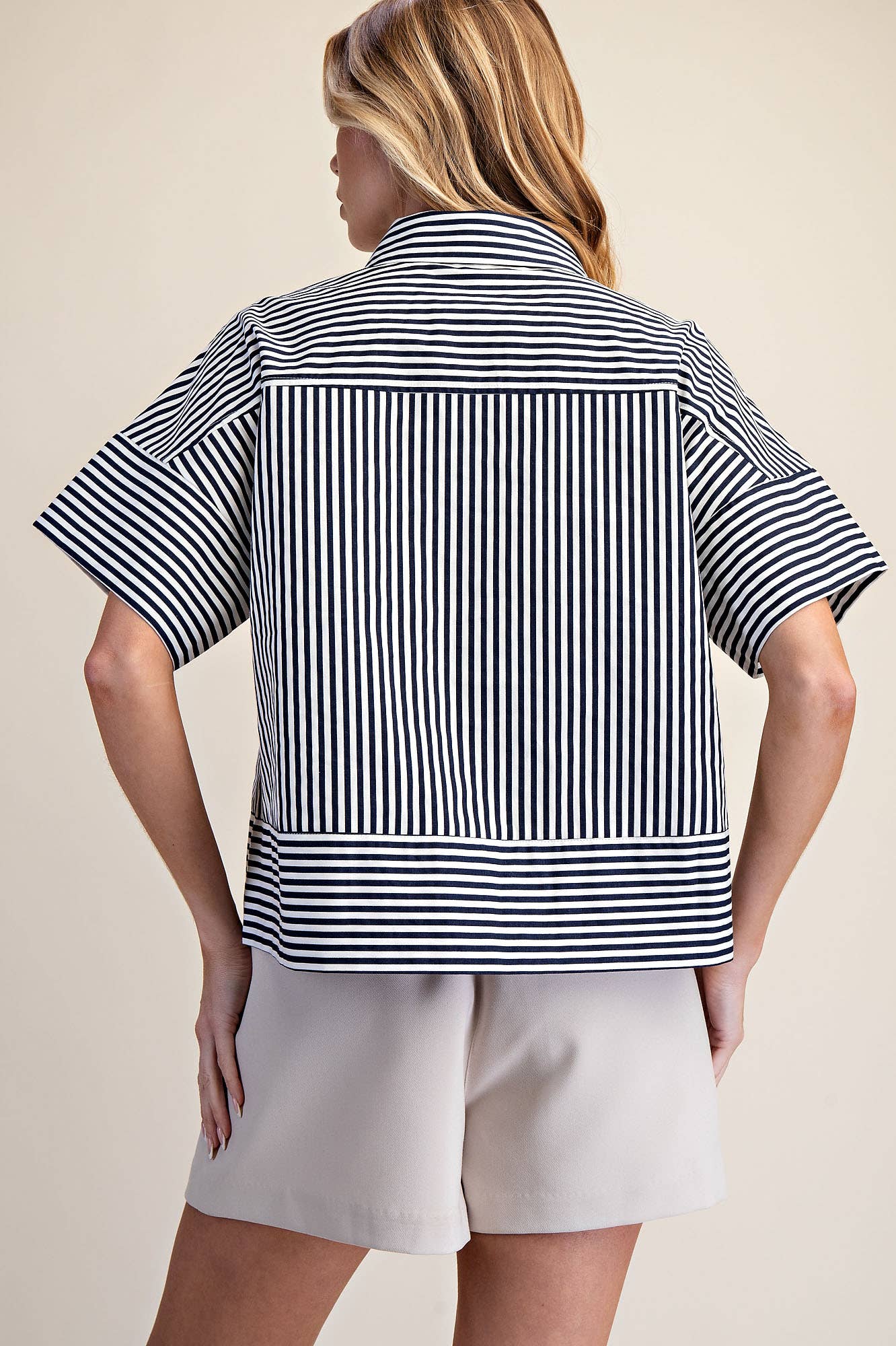 Neck Band Short Sleeve Button Down Top