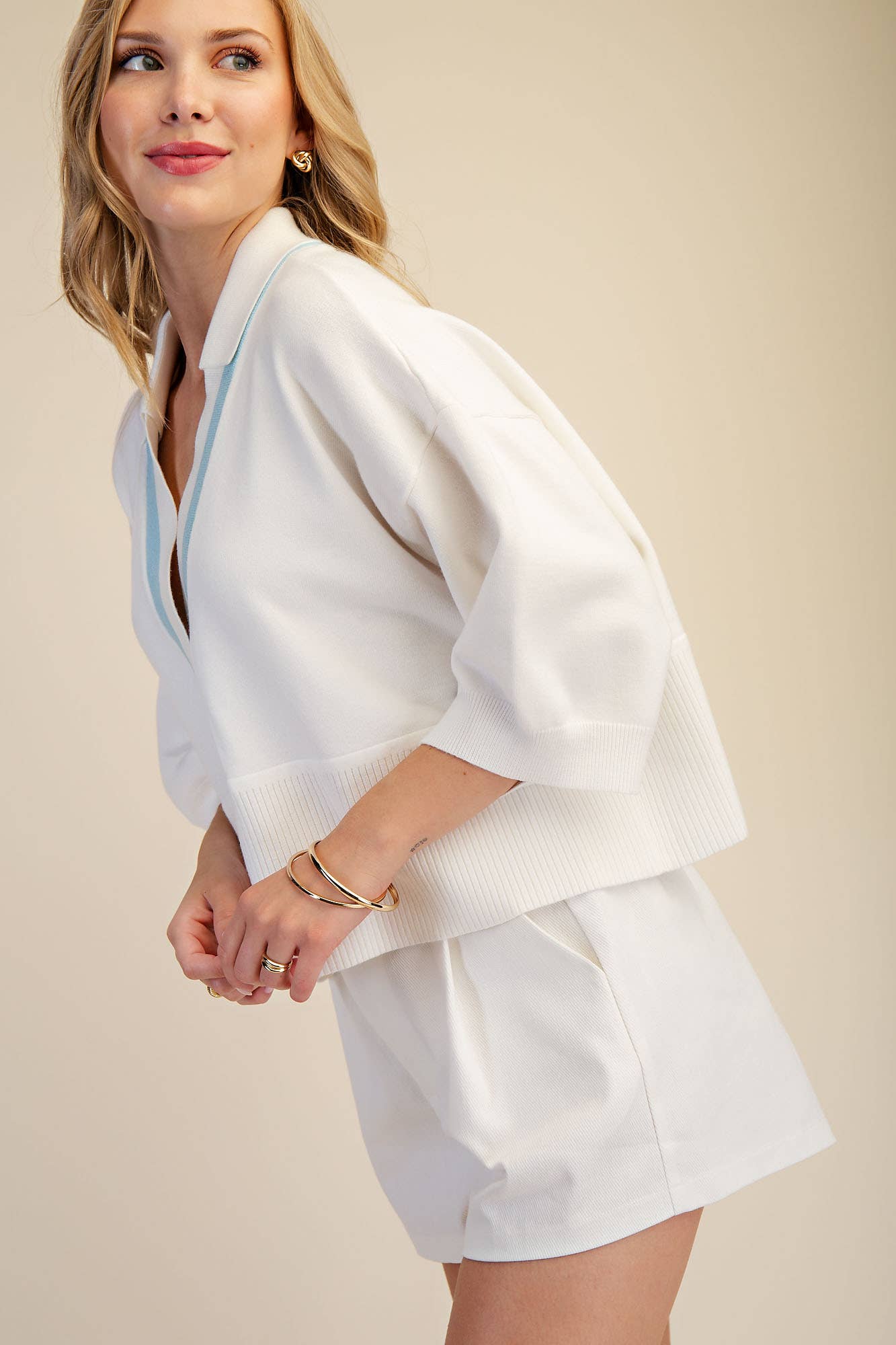 Collar With Contrast Trim Loose Fit Dropped Shoulder Sweater