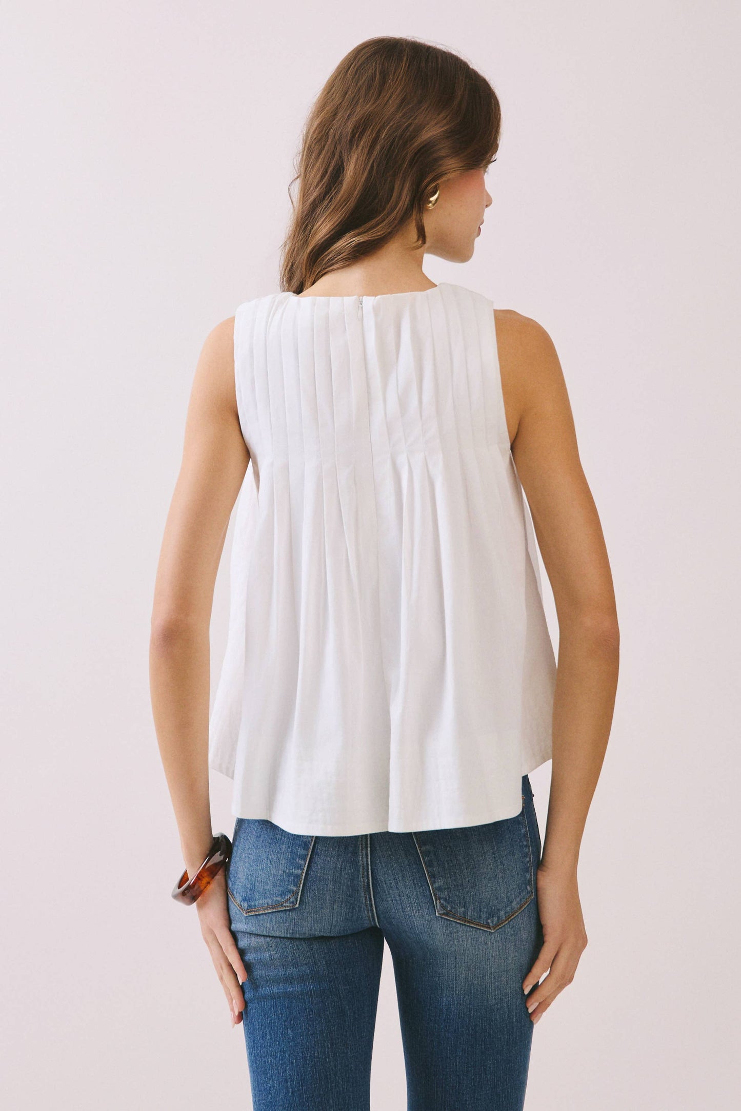 CT9082-Pleated Detail High Low Sleeveless Top