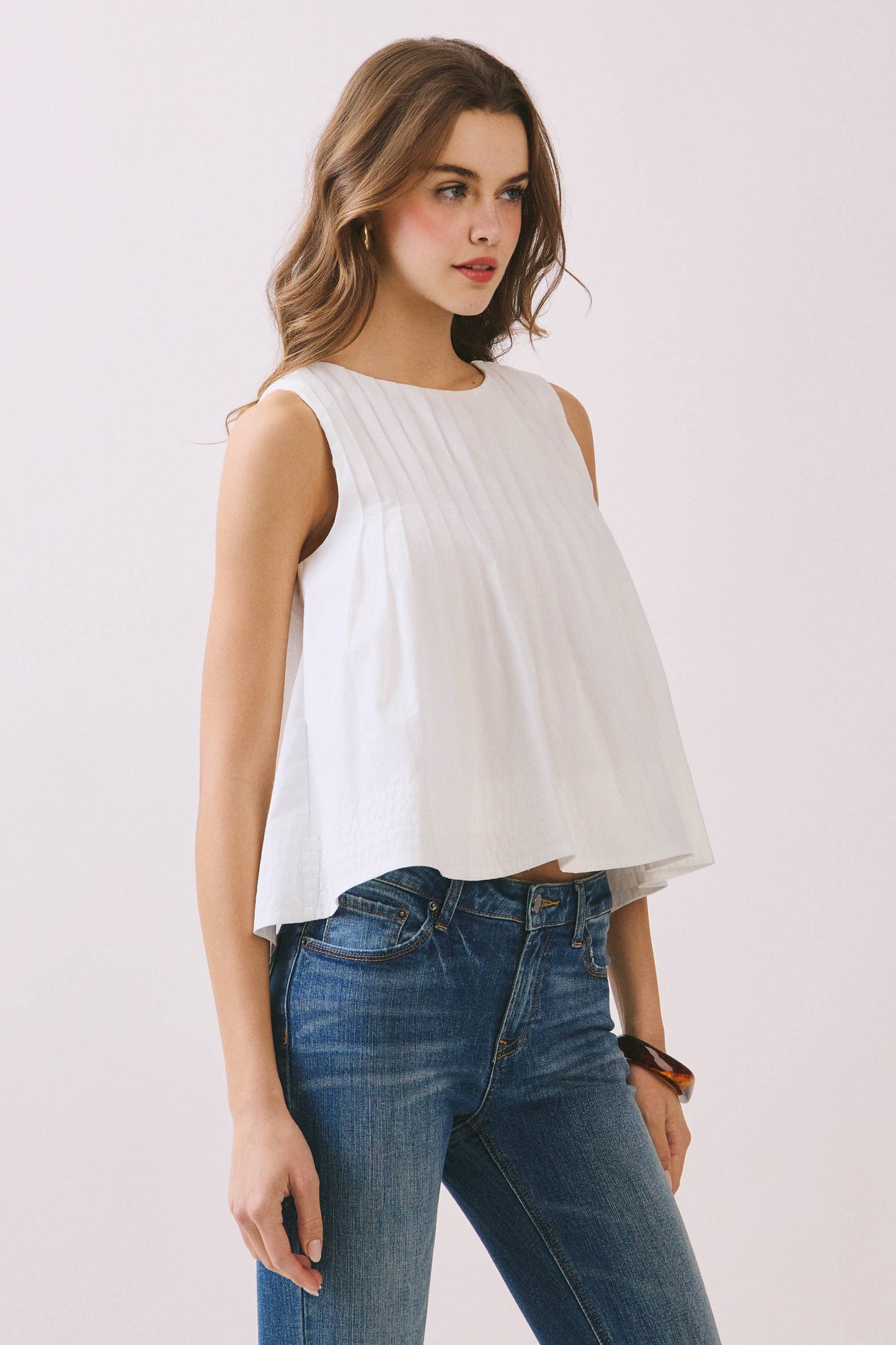 CT9082-Pleated Detail High Low Sleeveless Top