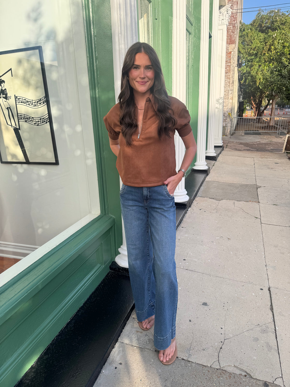 Elvie Brown Short Puff Sleeve
