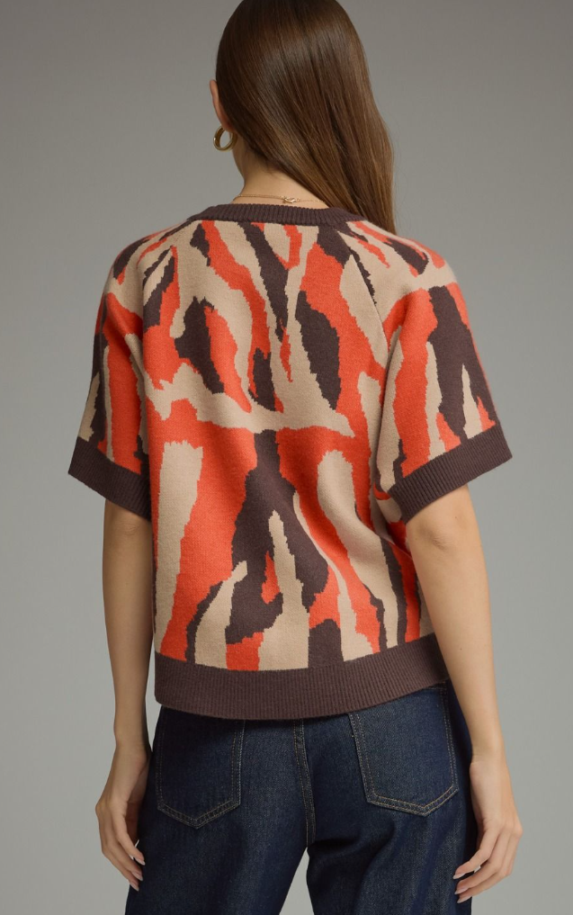 Abstract Short Sleeve Sweater