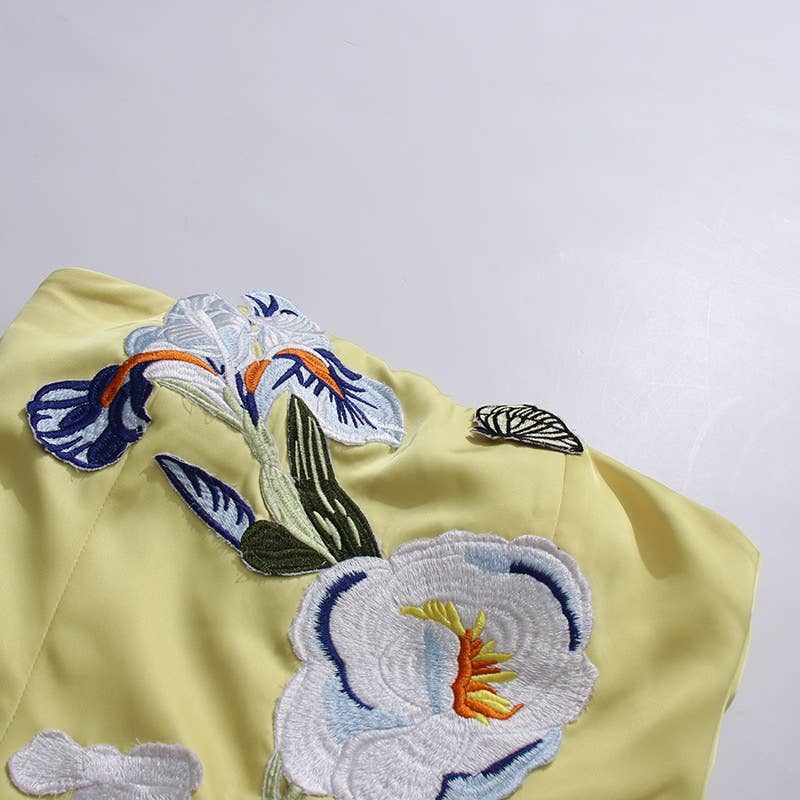 Vintage 3D Floral Embroidery Strapless Midi Dress