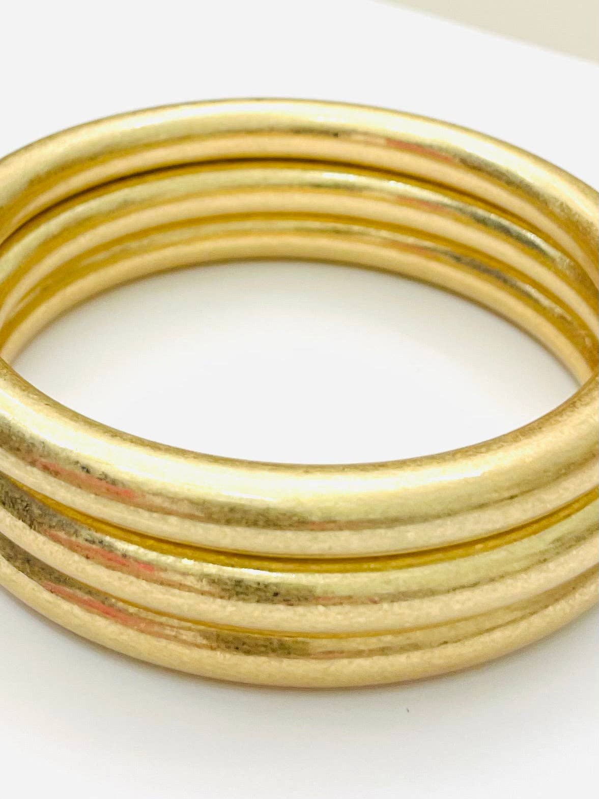 CHIC - Bold Vintage Bangles (set of 3)(matte gold) BR511