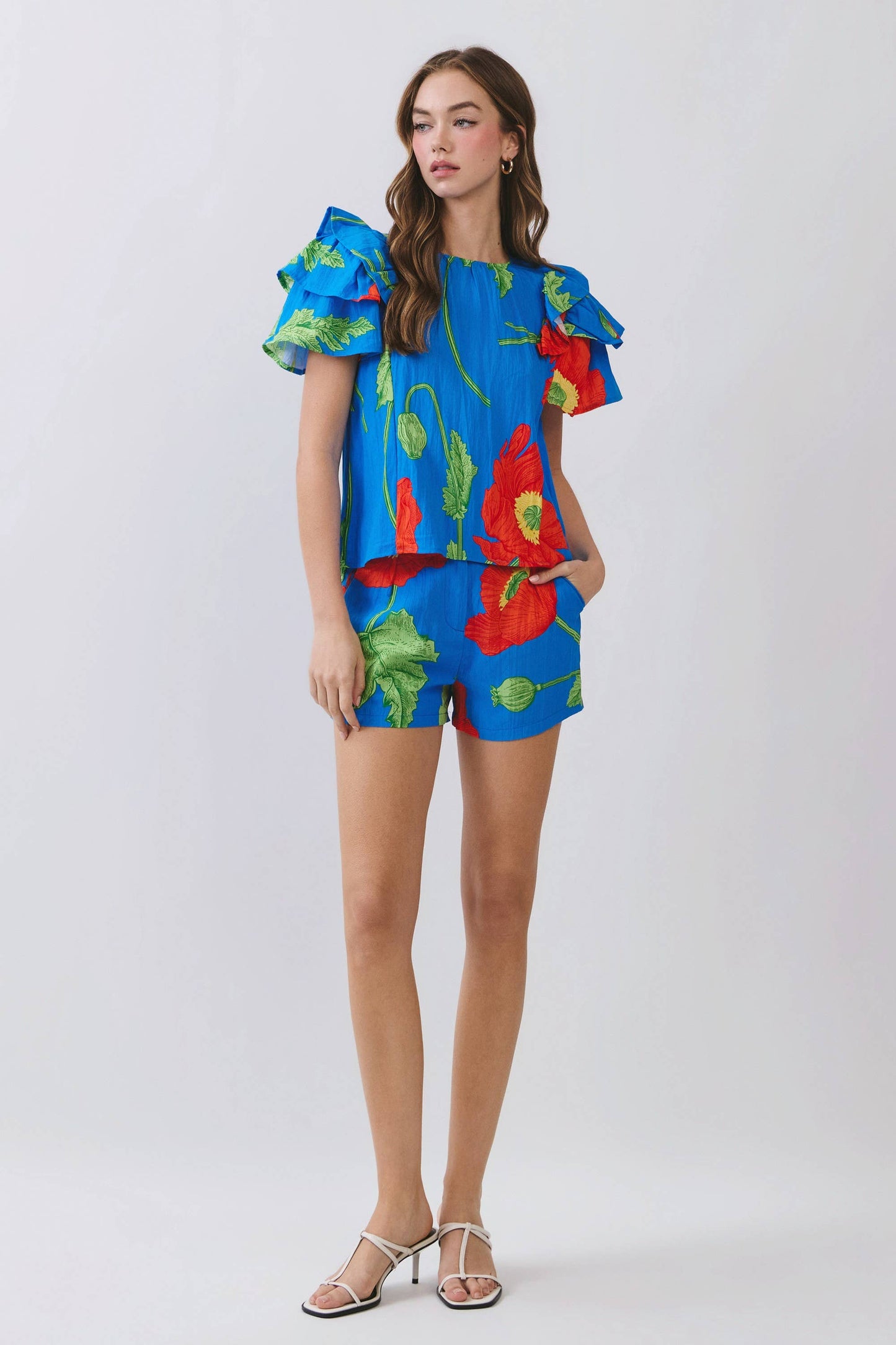 CP10370-Bold Floral Print High Rise Tailored Shorts