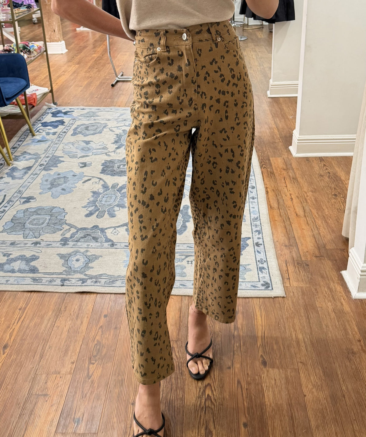 Entro Leopard print jeans